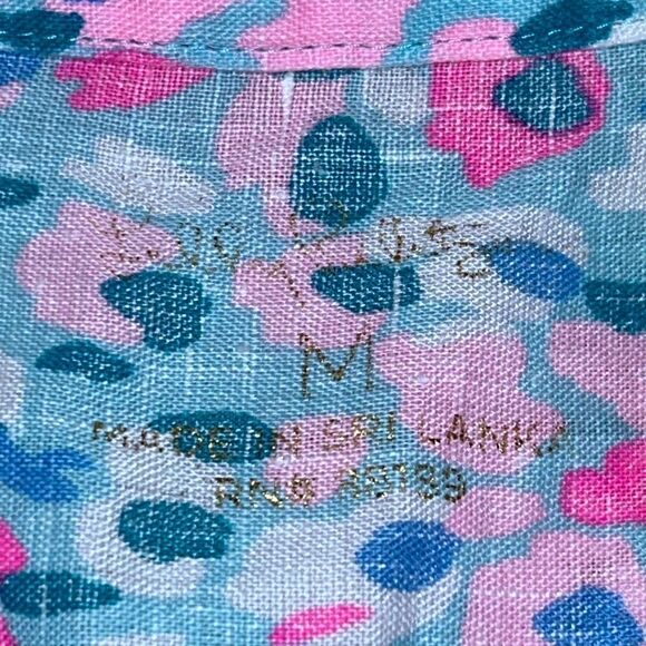 Lilly Pulitzer Sea View Linen Button Down Top Hottie Dottie - Picture 9 of 10